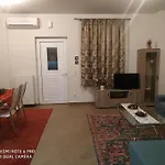 Vila Krina Rosa Aigio *