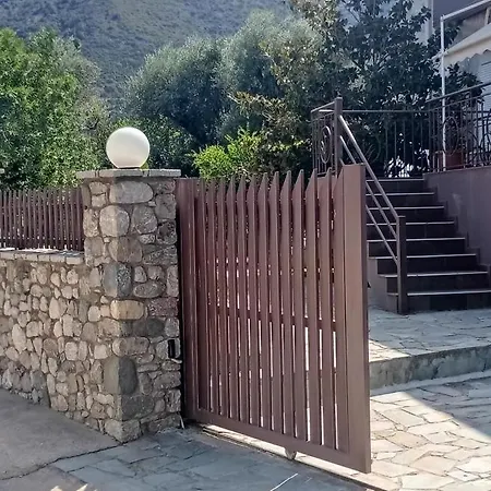 Krina Rosa Aigio * Eliki