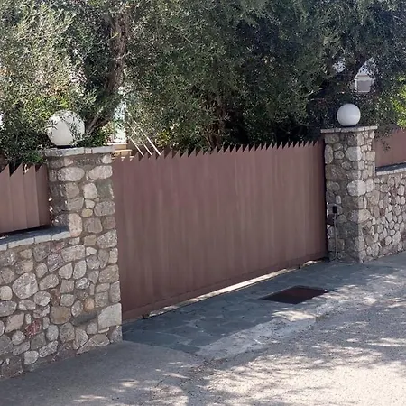 Krina Rosa Aigio Eliki