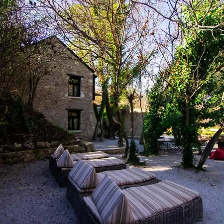 Krina Rosa Aigio Willa Eliki