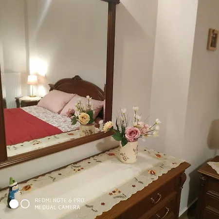 Krina Rosa Aigio Willa *