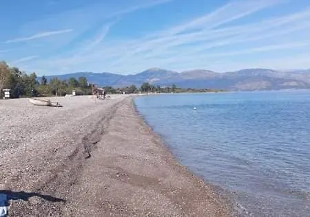 Villa Krina Rosa Aigio *