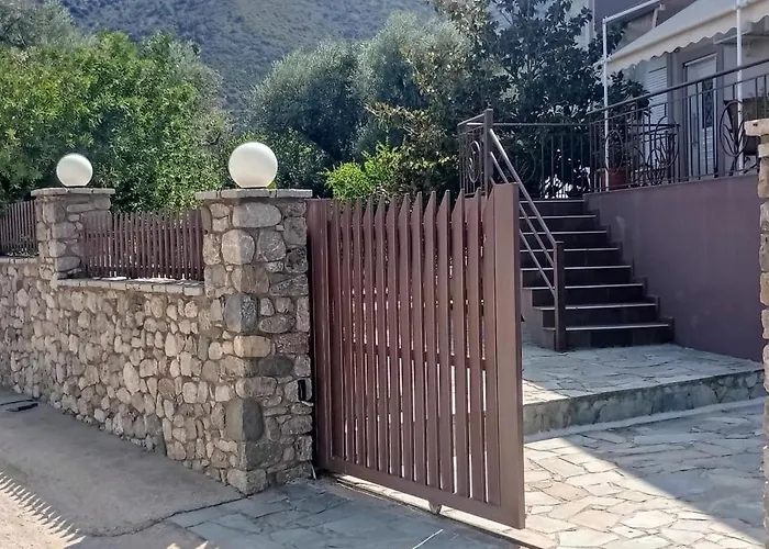 Krina Rosa Aigio * Eliki