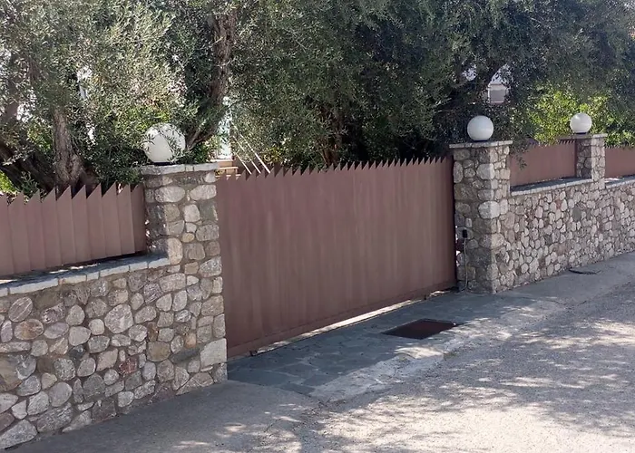 Krina Rosa Aigio Eliki