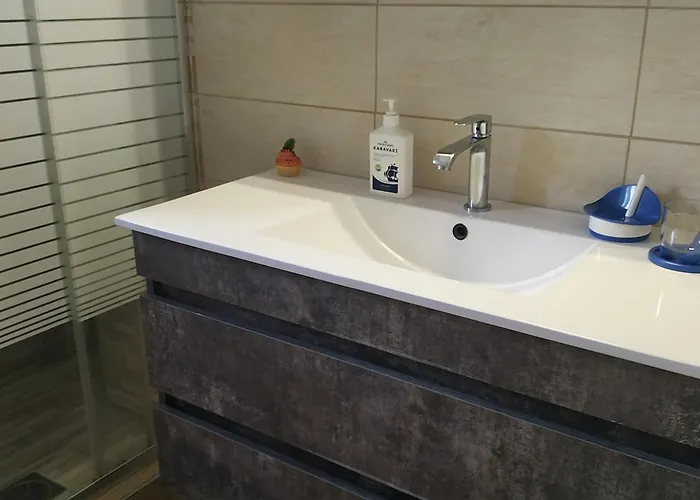 Krina Rosa Aigio Villa