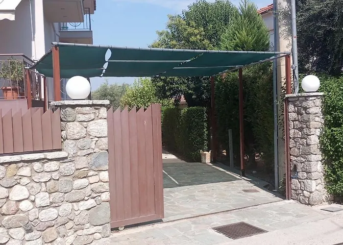 Krina Rosa Aigio Villa