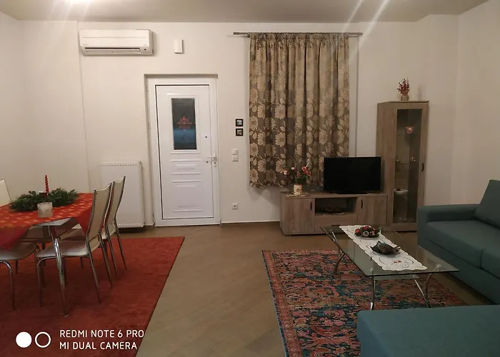 Villa Krina Rosa Aigio *